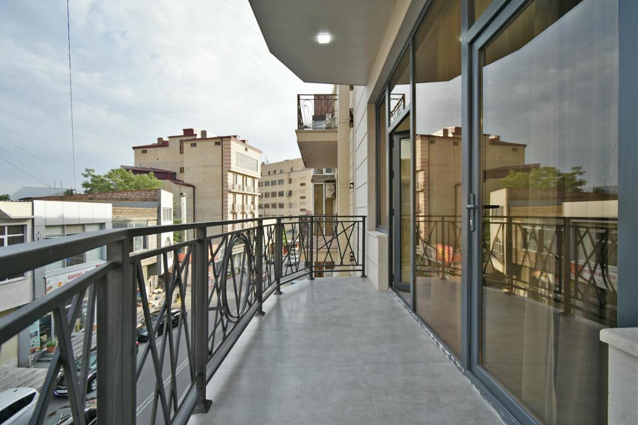 New Apartment In Yerevan City Center 外观 照片